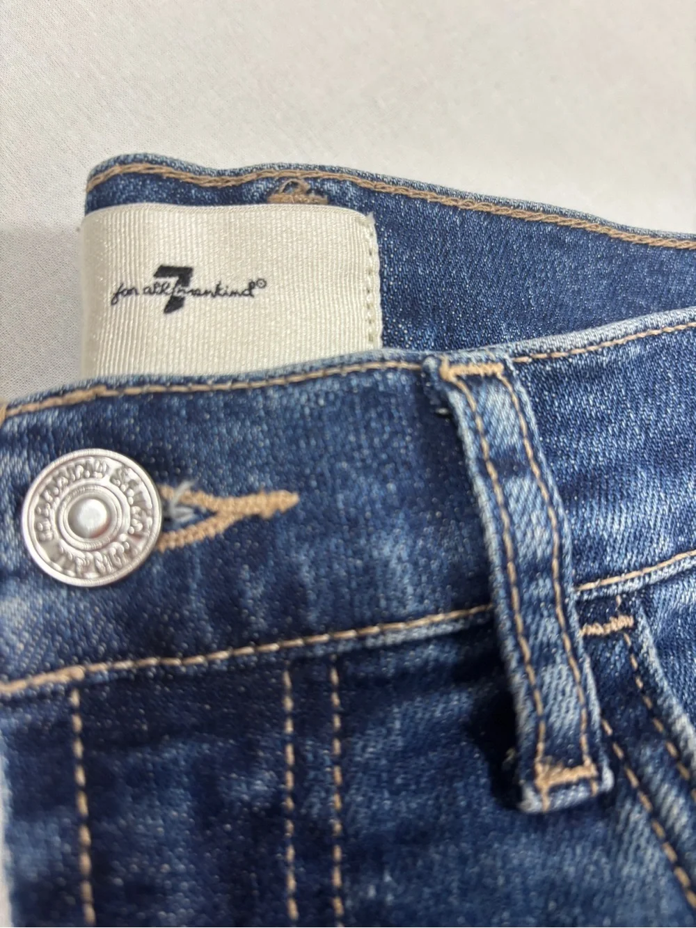 7 For All Mankind High Rise Split Hem Ankle Jeans Blue Medium Wash Size 27 - Picture 2 of 5